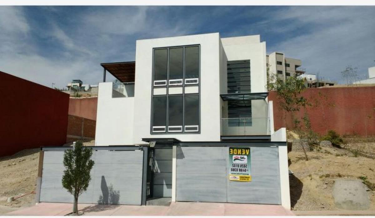 3 bedrooms House in Naucalpan de Juarez, Mexico No. 209671