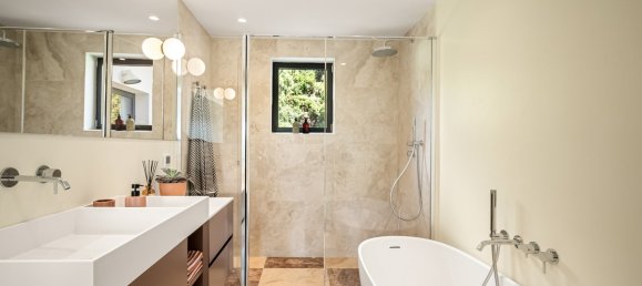 4 bedrooms Villa in Marbella, Spain No. 136179 22