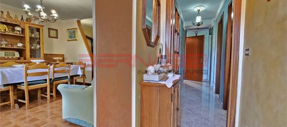 Casa de 4 dormitorios en Orvieto, Italy No. 295472 10