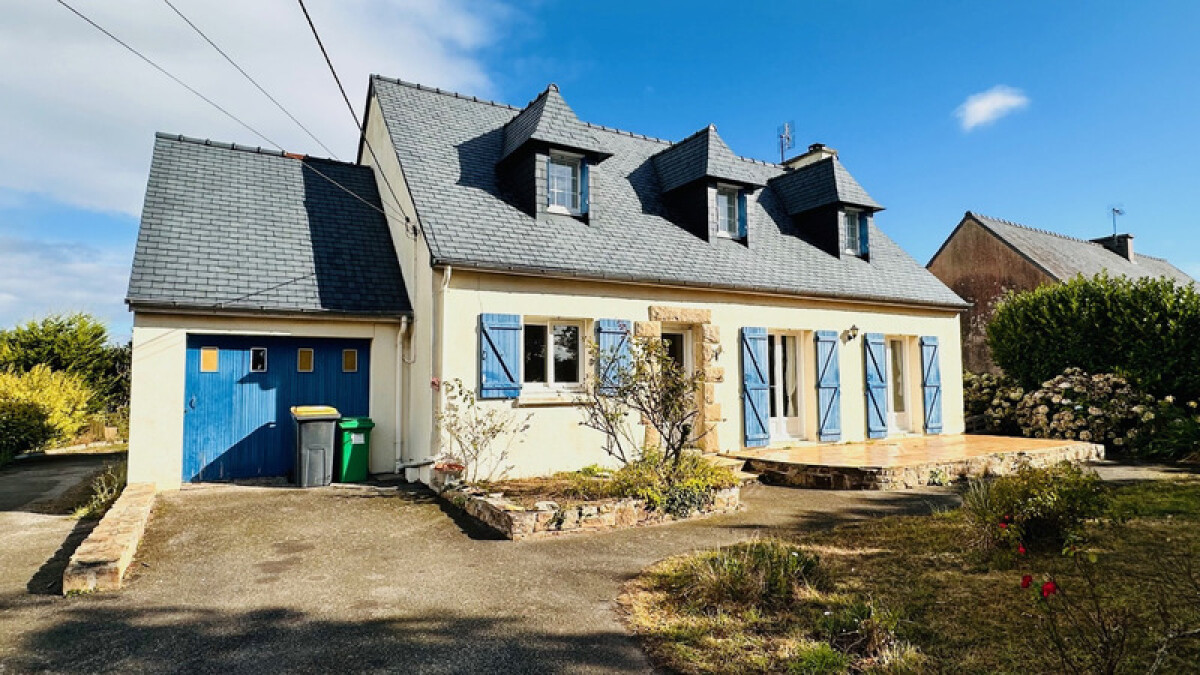 4 bedrooms House in Crozon, France No. 318097