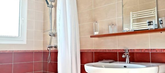 3 bedrooms Villa in Haute-Garonne, France No. 290672 10