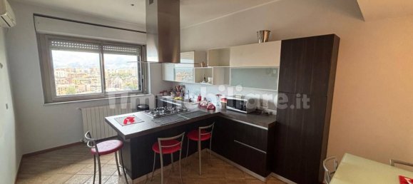 Apartamento de 2 dormitorios en Palermo, Italy No. 359095 4