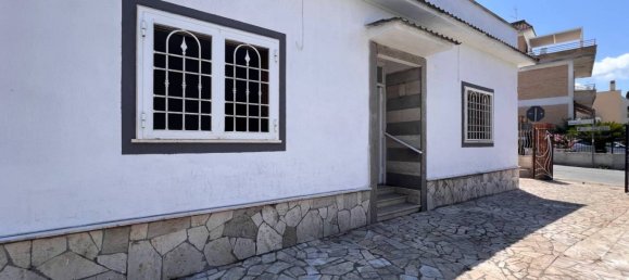 2 bedrooms Villa in Nettuno, Italy No. 278062 3