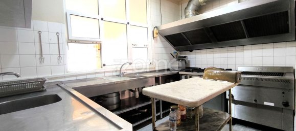 117m² Commercial property in Rio de Mouro, Portugal No. 86867 14