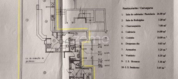 117m² Commercial property in Rio de Mouro, Portugal No. 86867 12