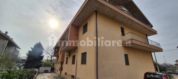 2 bedrooms Apartment in Collecorvino, Italy No. 342186 27