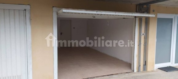 2 bedrooms Apartment in Collecorvino, Italy No. 342186 44