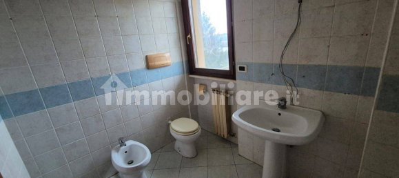 2 bedrooms Apartment in Collecorvino, Italy No. 342186 14