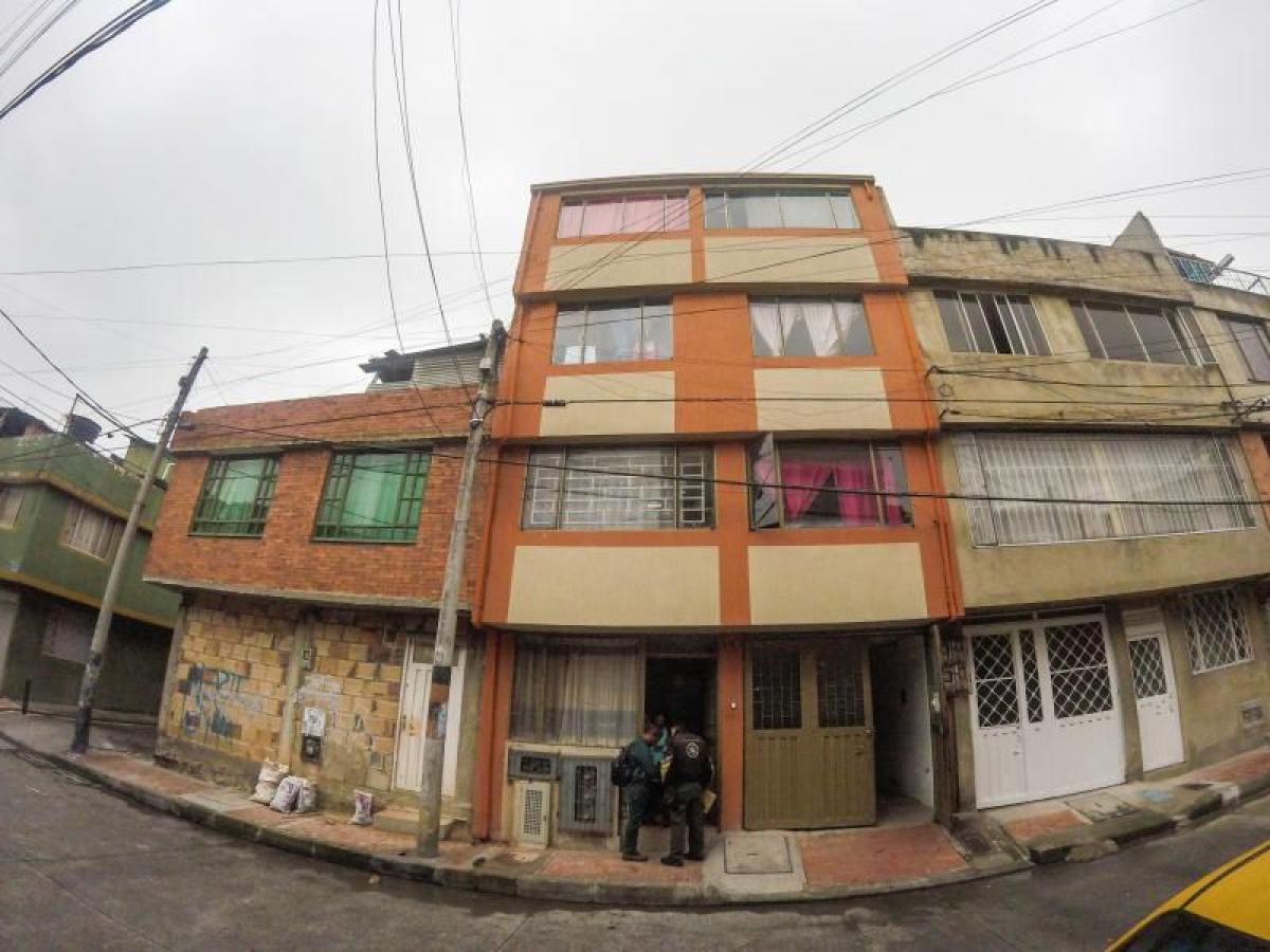 13 غرف نوم منزل في Bogota, Colombia رقم 13955