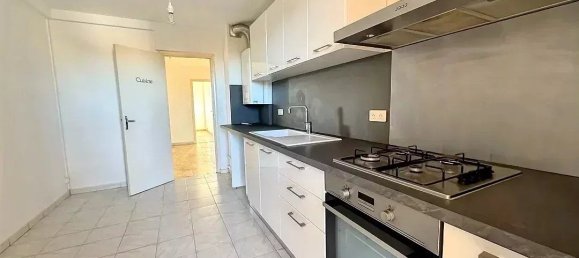 Apartamento de 3 dormitorios en Ghisonaccia, France No. 40205 18