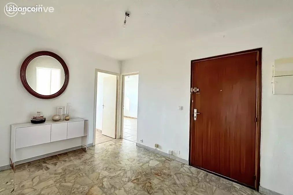 Apartamento de 3 dormitorios en Ghisonaccia, France No. 40205
