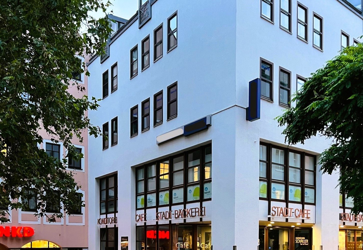 4 rooms Office in Weiden in der Oberpfalz, Germany No. 71683