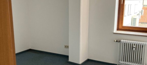 4 rooms Office in Weiden in der Oberpfalz, Germany No. 71683 3