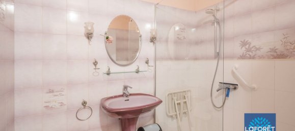 3 bedrooms House in Les Pavillons-sous-Bois, France No. 165634 9