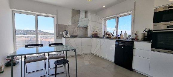 4 bedrooms House in Torres Vedras, Portugal No. 49299 11