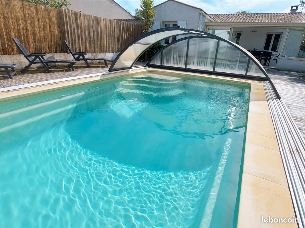 3 Schlafzimmer Haus in Le Chateau-d'Oleron, France, Nr. 335928