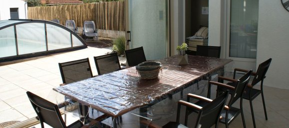 3 Schlafzimmer Haus in Le Chateau-d'Oleron, France, Nr. 335928 9