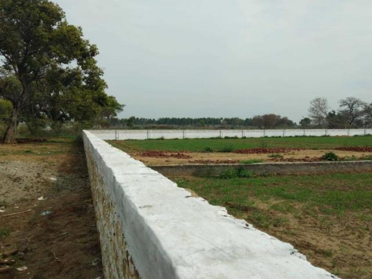  Land in Bulandshahr, India No. 35218