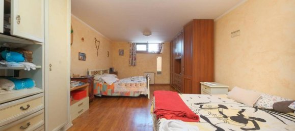 7-Zimmer Villa in Ciampino, Italy, Nr. 156929 32