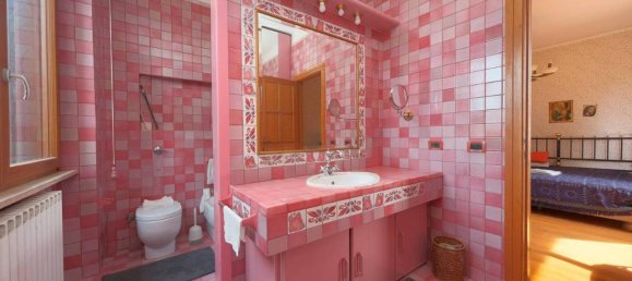 7-Zimmer Villa in Ciampino, Italy, Nr. 156929 14