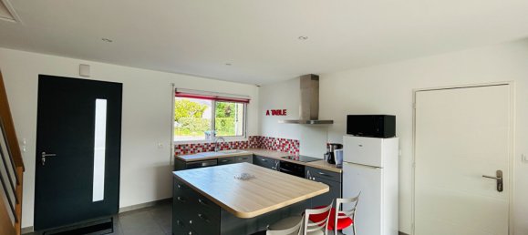 3 bedrooms House in Donges, France No. 280398 5