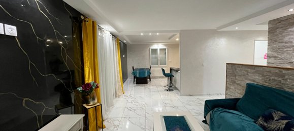 Дом с 3 спальнями в Бурж, Франция № 215591 2