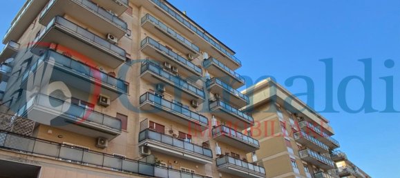 3 rooms Apartment in Rome, Italy No. 136071 5