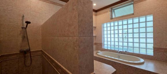7 chambres terrain à vendre à Pattaya, Chonburi, Eastern Thailand, Thailand № 76032 21