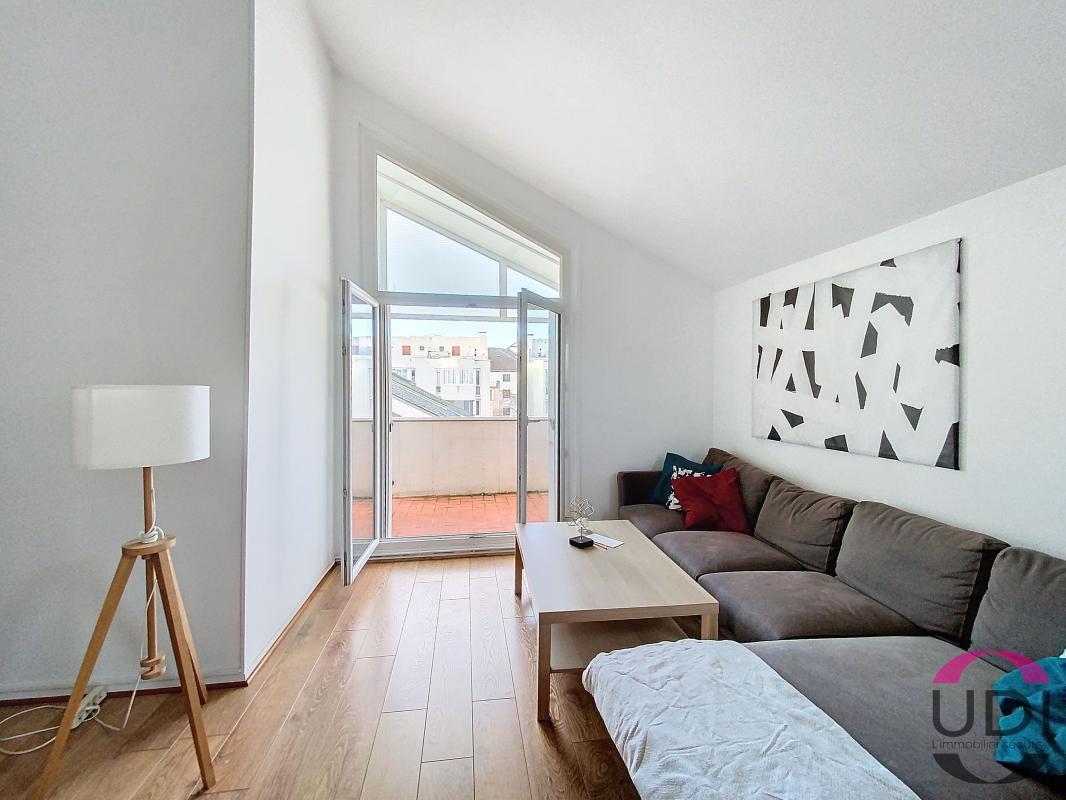 4 bedrooms Duplex in Evry, France No. 144267