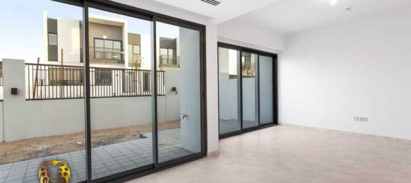 Таунхаус с 3 спальнями в Dubai Land, ОАЭ № 30012 5