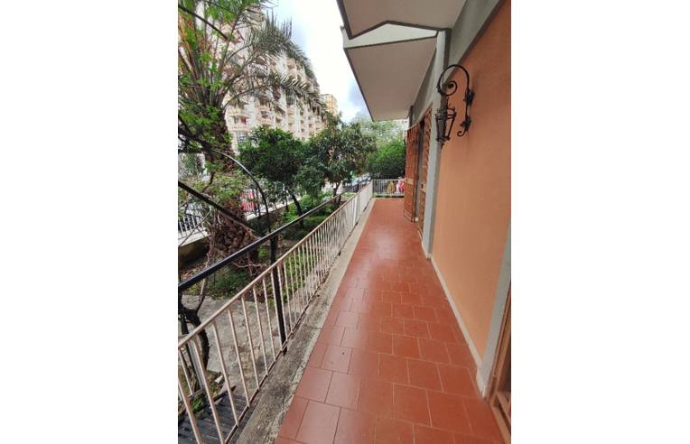 4 bedrooms Apartment in Palermo, Italy No. 253257