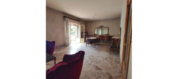 4 bedrooms Apartment in Palermo, Italy No. 253257 8