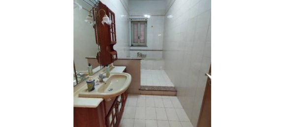 4 bedrooms Apartment in Palermo, Italy No. 253257 6