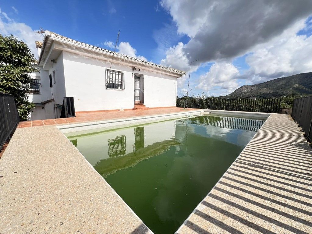 4 غرف نوم منزل في Alzira, Spain رقم 135568