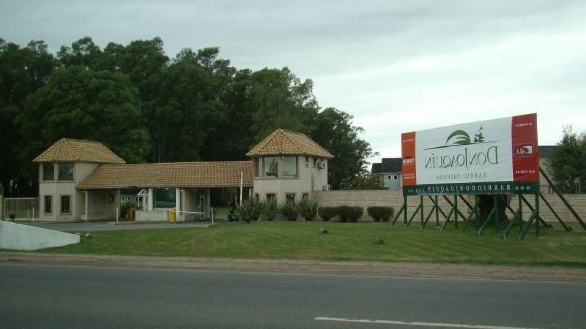  Land in Ezeiza, Argentina No. 45981