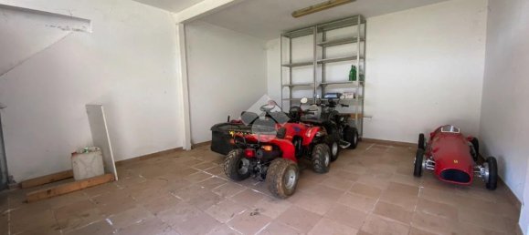 4-Zimmer Garage in Borgofranco d'Ivrea, Italy, Nr. 66241 4