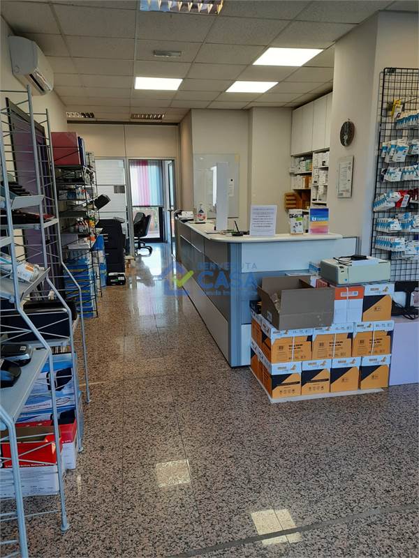 3غرفة عقار تجاري في Ragusa, Italy رقم 104797