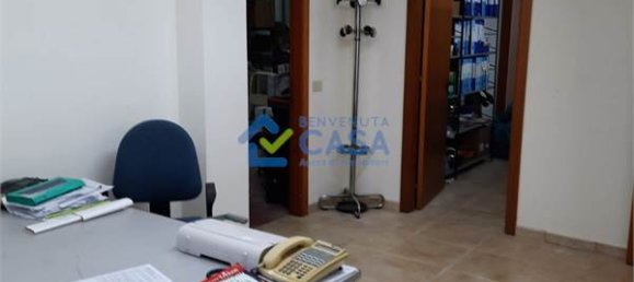 3غرفة عقار تجاري في Ragusa, Italy رقم 104797 6