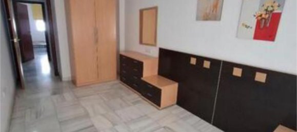 Apartamento de 3 dormitorios en Córdoba, Spain No. 184020 4