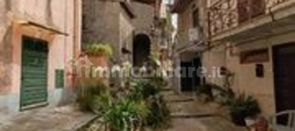 Apartamento T3 em Cori, Italy N.º 84006 3