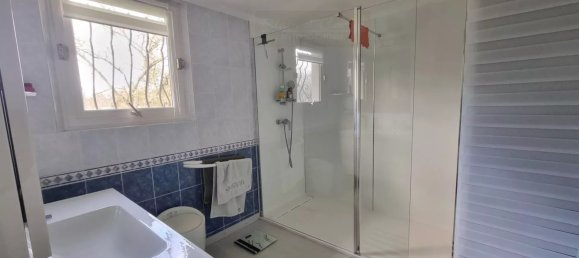 4 chambres Maison à Chevillon-sur-Huillard, France No. 83617 11