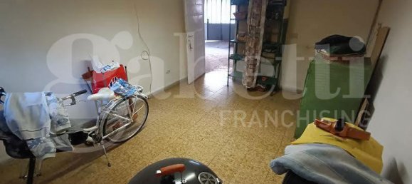 Квартира с 3 комнатами в Чинизелло Бальсамо, Италия № 123936 5