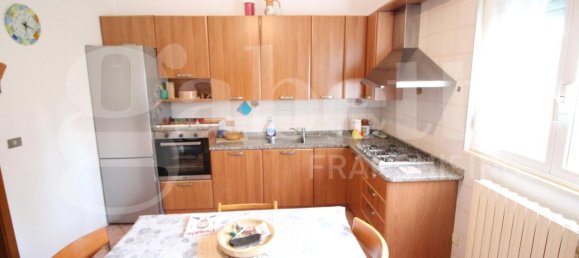 Квартира с 3 комнатами в Чинизелло Бальсамо, Италия № 123936 13