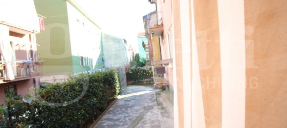 Квартира с 3 комнатами в Чинизелло Бальсамо, Италия № 123936 9