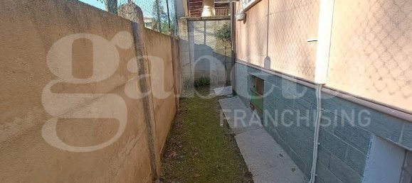 Квартира с 3 комнатами в Чинизелло Бальсамо, Италия № 123936 7