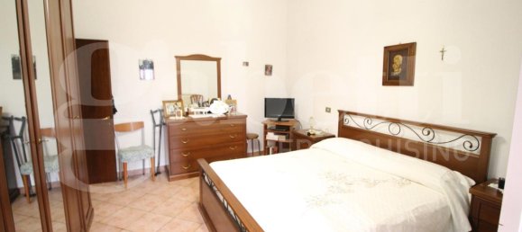 Квартира с 3 комнатами в Чинизелло Бальсамо, Италия № 123936 23