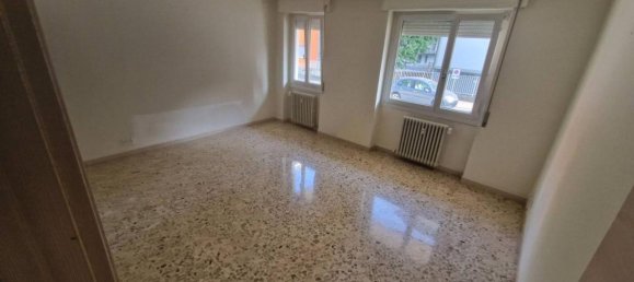 5 rooms Apartment in Sondrio, Italy No. 167776 13