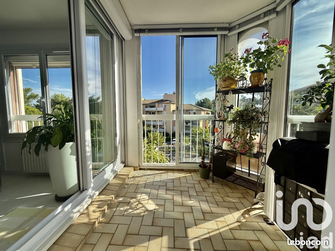 2 bedrooms Apartment in Aix-en-Provence, France No. 334764