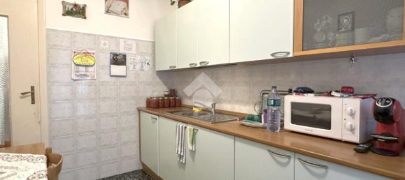 2 chambres Appartement à Genoa, Italy No. 291933 10