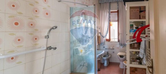 3 Schlafzimmer Wohnung in Palermo, Italy, Nr. 291411 29